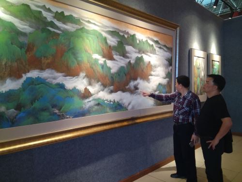 武剑飞重彩艺术馆在广州开幕